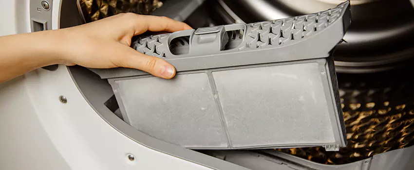 Signs Of A Clogged Dryer Lint Trap in Hot Springs, Arkansas